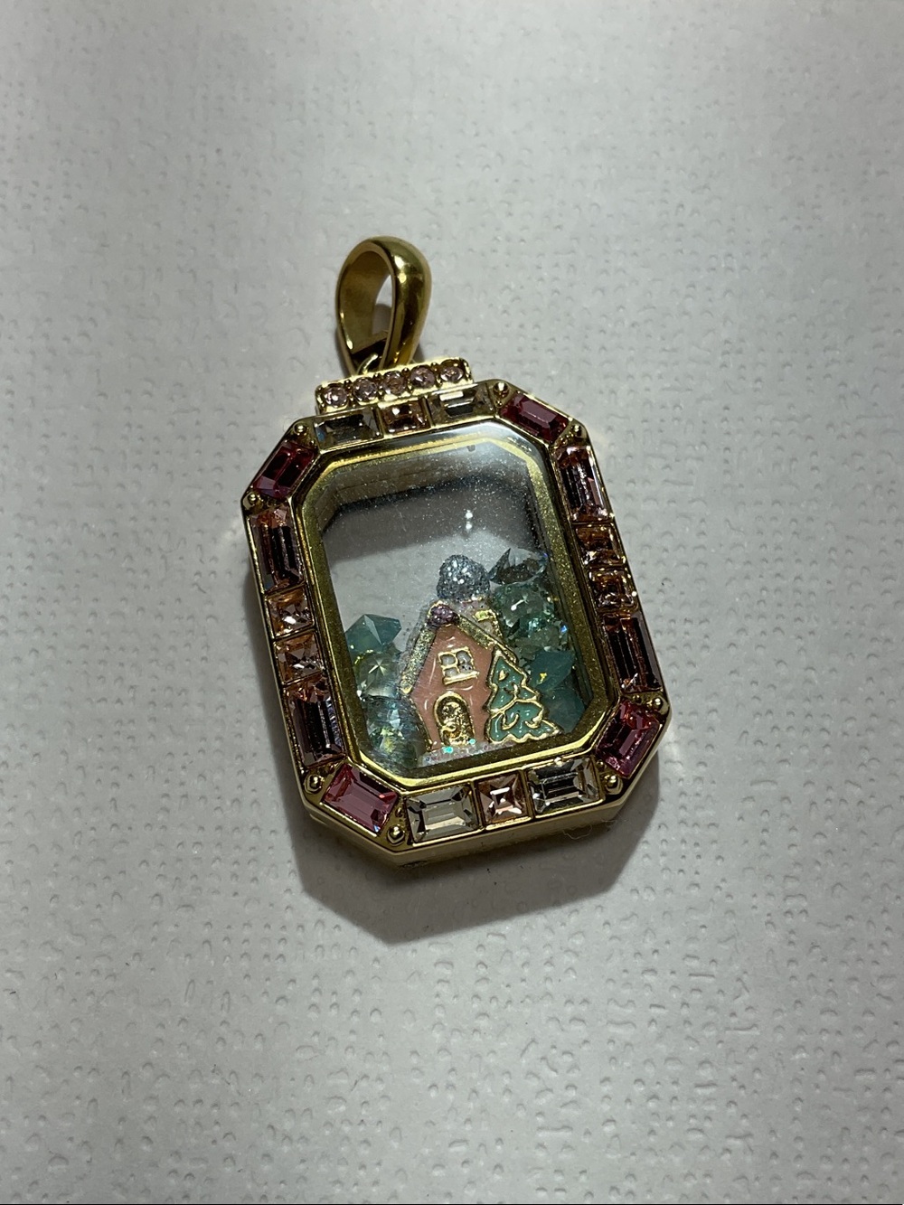 Origami Owl Gold Christmas Ornament Shaped Living Locket